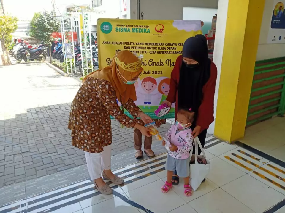 Pengenalan Poli Anak & Pembagian Masker dalam Rangka HAN 2021