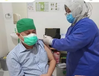 Vaksinasi Booster Nakes & Mitra Kerja